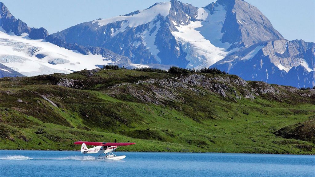 Flying Floatplanes in Alaska
